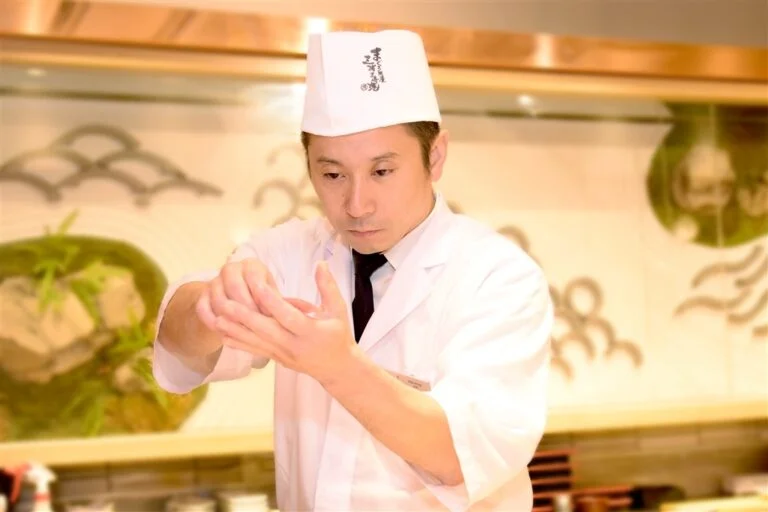 寿司職人にふさわしい髪型の基本は清潔感